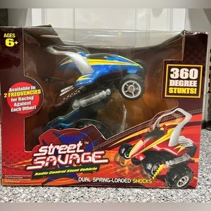 Radio Controlled Stunt Vehicle Street Savage Ages 6+